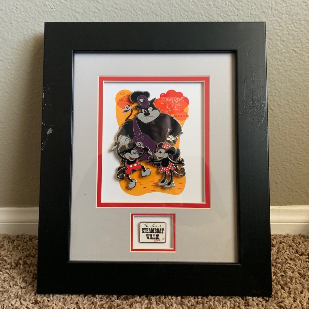 ✨ Collectors Item ✨ Steamboat Willie Redux Pinset